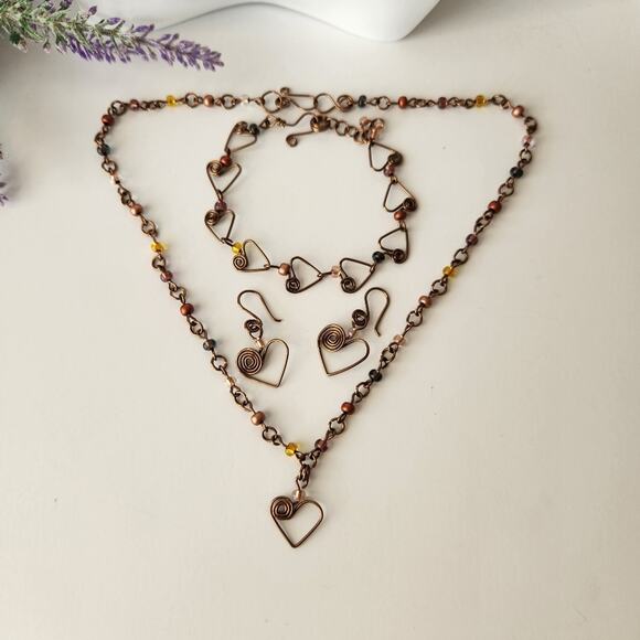 Antique Brass Wire Heart Pendant Beaded Chain Link Necklace - Picture 7 of 10